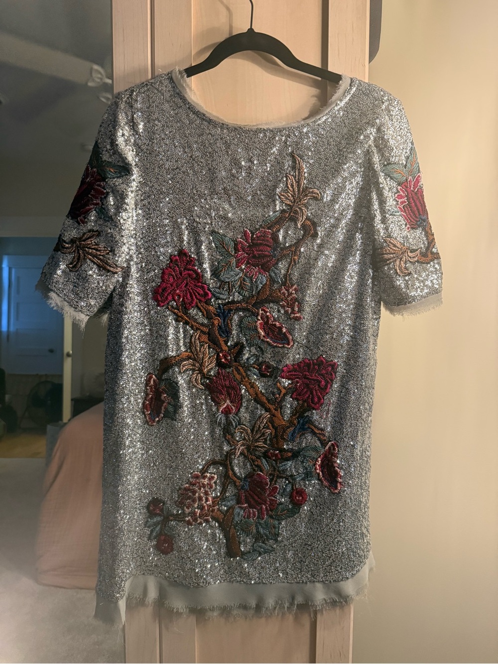 Zara Woman Metallic Sequin Tank in Silver